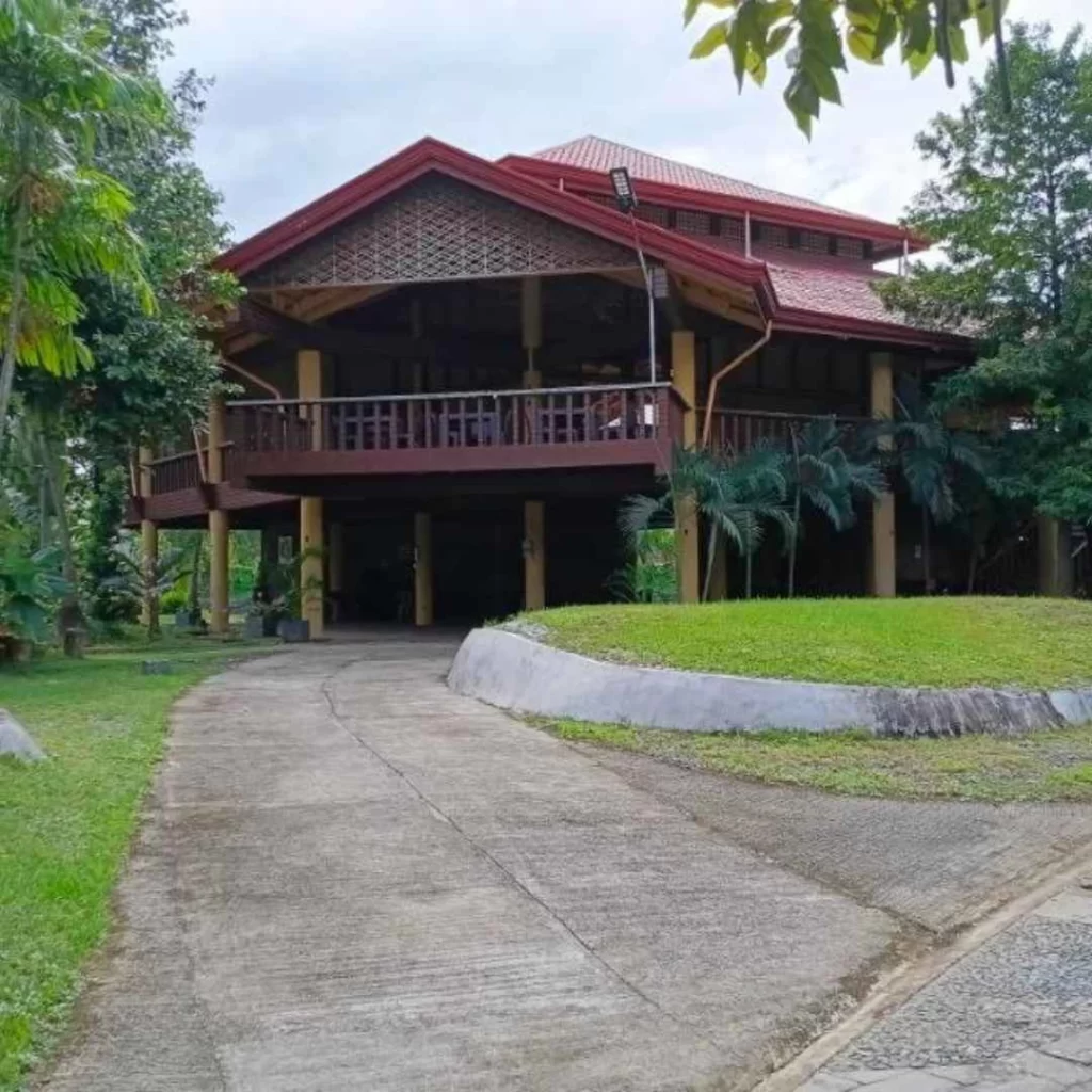 River Coves Dormitory Mixed 1