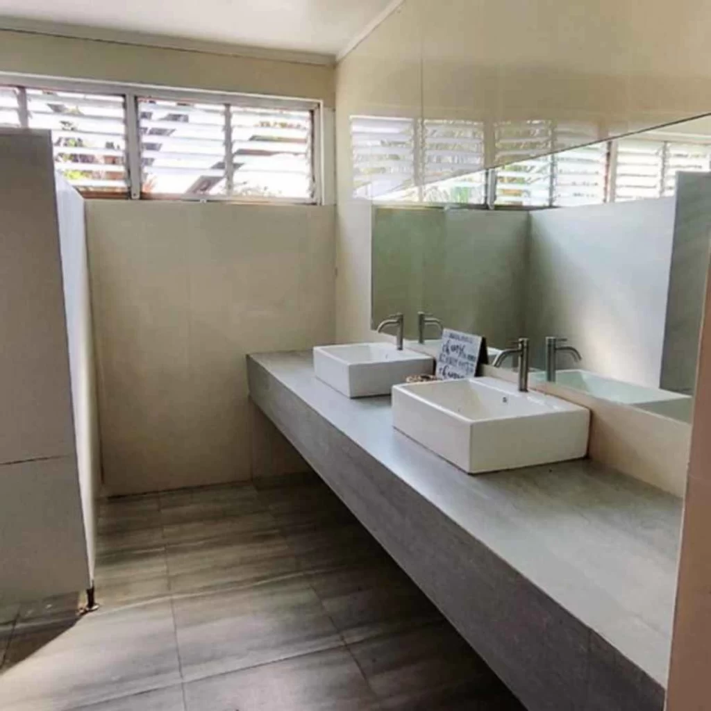 River Coves Dormitory Mixed 4