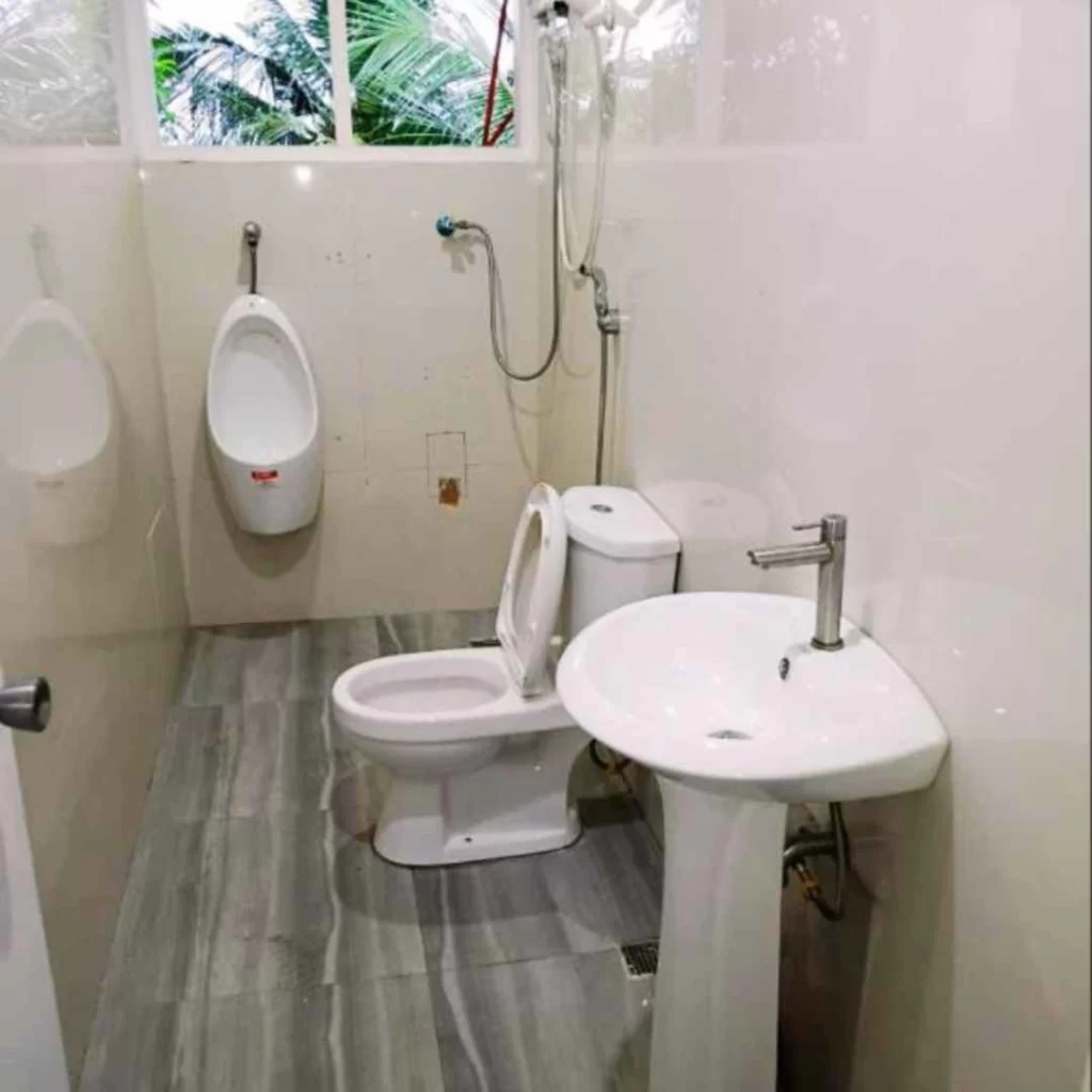 River Coves Dormitory Mixed 5